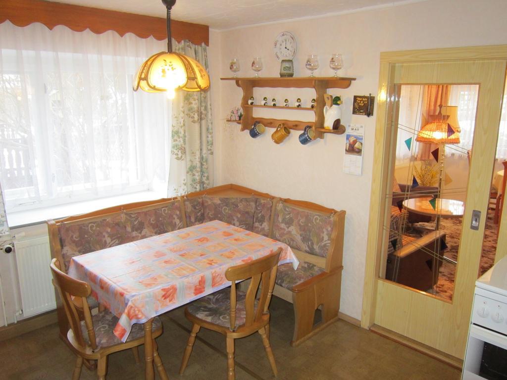 Haus Am Bach Arnsfeld Apartment Bilik gambar
